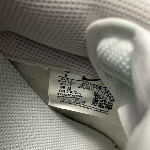 Light Violet Nike Dunks - Picture 8 of 8